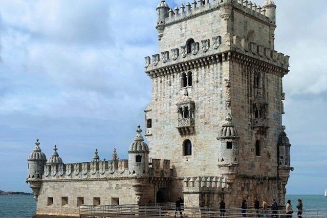 Private 8-hour Tour in Lisbon with Hotel pick up - Exploring Lisbon with a Private Guide: An In-Depth Review