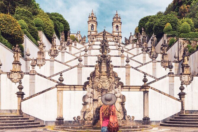 Private 8-hour tour to Braga and Guimaraes from Porto Hotel w/ driver and guide - Exploring Portugal’s Historic Heart: Guimarães and Braga
