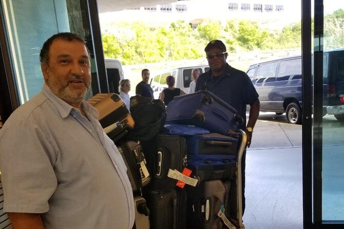 Private Airport Round Trip Transportation to Hotels in St Thomas - Key Points