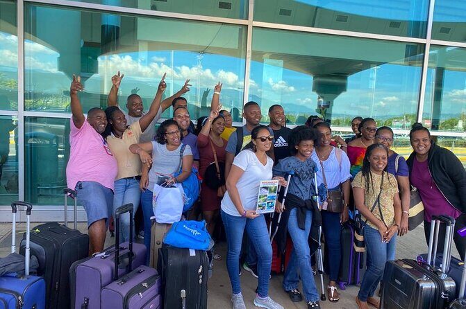 Private Airport Transfer from Montego Bay Airport to Ocho Rios - A Comfortable & Personalized Ride from Montego Bay to Ocho Rios