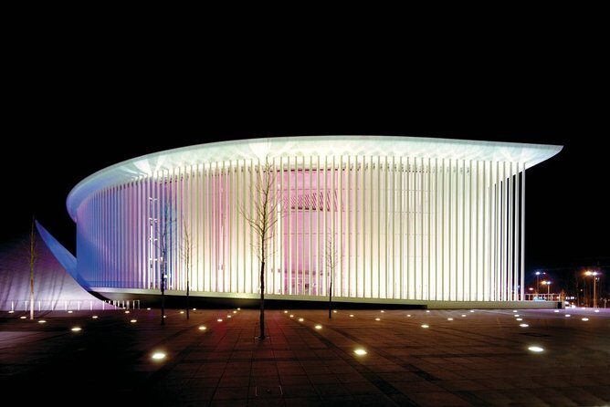 Private airport transfer: from the airport to the city of Luxembourg - Why Choose This Private Transfer?
