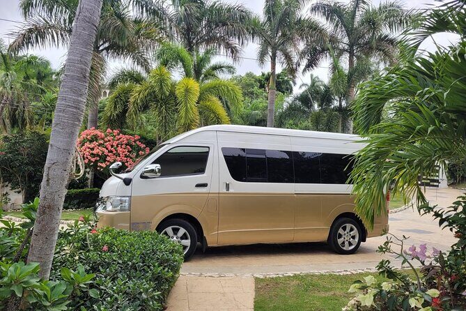 Private Airport Transfer | Montego Bay( Price vary on location) - Key Points