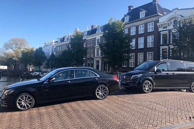 Private Airport Transfer Schiphol Airport to Amsterdam - Authentic Traveler Experiences
