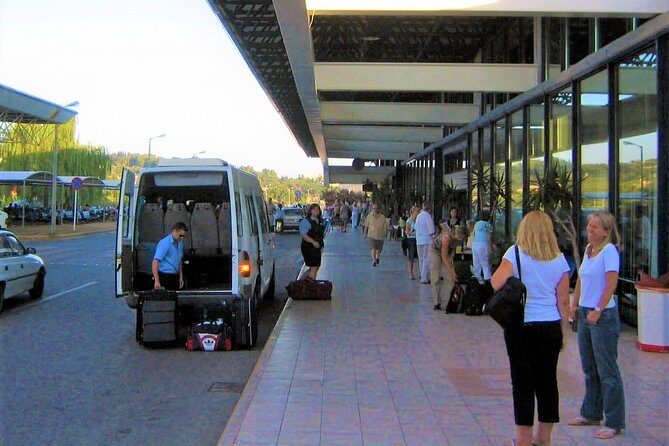 Private Airport Transfer Service in Corfu - Key Points