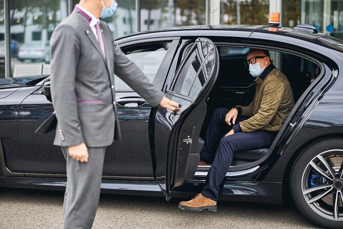 Private Airport Transfer Service Vice Versa in Wellington by SUV - Private Airport Transfer Service Vice Versa in Wellington by SUV