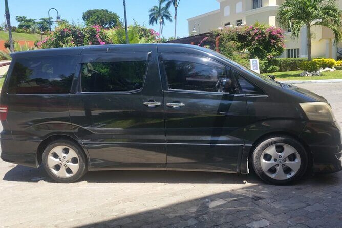 Private Airport Transfer to Couples Swept Away Negril - FAQ