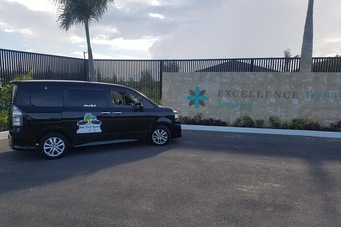 Private Airport Transfer to Excellence Oyster Bay - A Detailed Look at the Private Transfer Experience