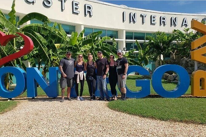 ***PRIVATE Airport Transfer to HOTELS in around RUNAWAY BAY*** - In-Depth Review of the Private Airport Transfer Experience in Runaway Bay