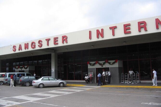 Private airport transfer to negril resorts arrival/departure - The Journey from Montego Bay to Negril: What to Expect