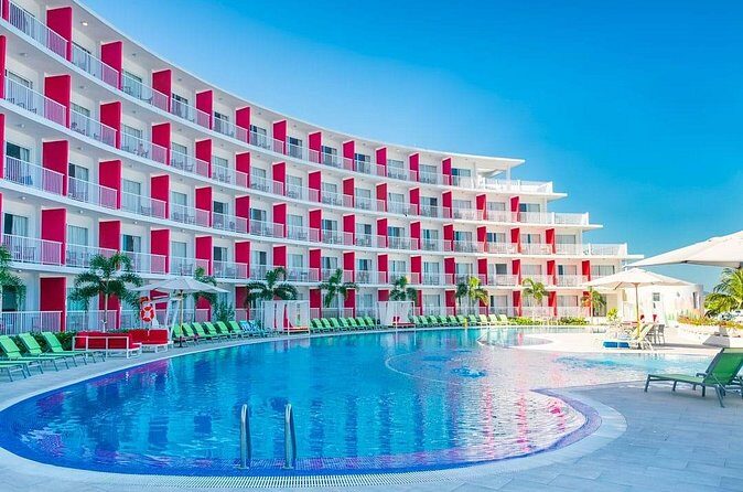 Private Airport Transfer to Royal Decameron Cornwall Beach Resort - FAQ