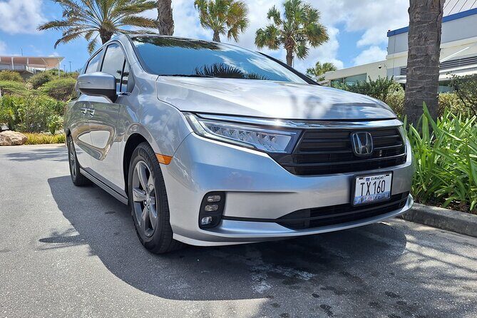 Private Airport Transfer to Sandals Royal Resort, Coral Estate. - Key Points