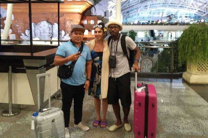 Private Airport Transfers by top trusted Drivers in Bali - Seamless Bali Beginnings and Endings with Joya Bali Driver