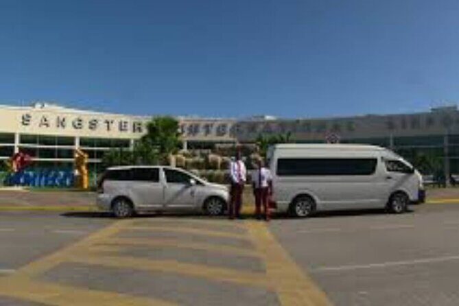 Private Airport Transfers to/from Hotels in Montego Bay - What to Expect When You Book