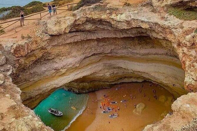 Private Albufeira Tuk Tuk Guided Tour - Summary