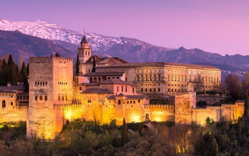 Private Alhambra Tour From Malaga & Surrounds - Practical Tips for Your Visit