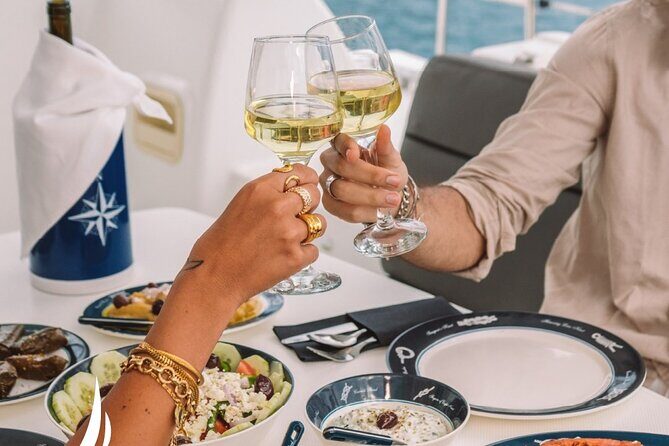Private All Inclusive Day Cruise with Full Greek Lunch - Exploring Santorini by Sea: A Deep Dive into the Experience