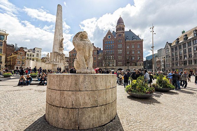 Private Amsterdam WW2 walking tour - Key Points