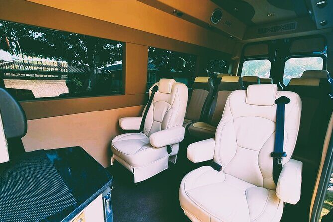 Private and Customised Great Ocean Road and Luxury Tour - FAQ