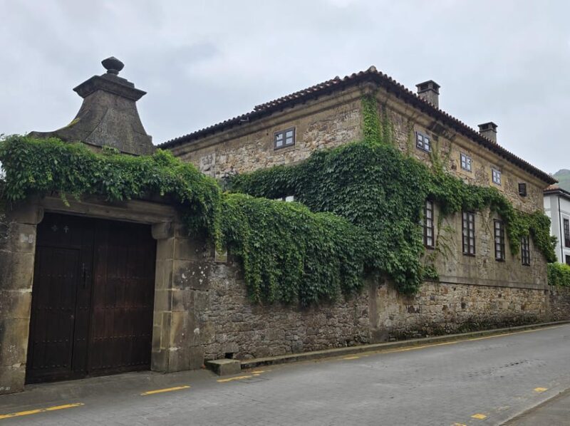 Private and exclusive visit to Liérganes: the legend of the Fish Man. - Who Should Consider This Tour?
