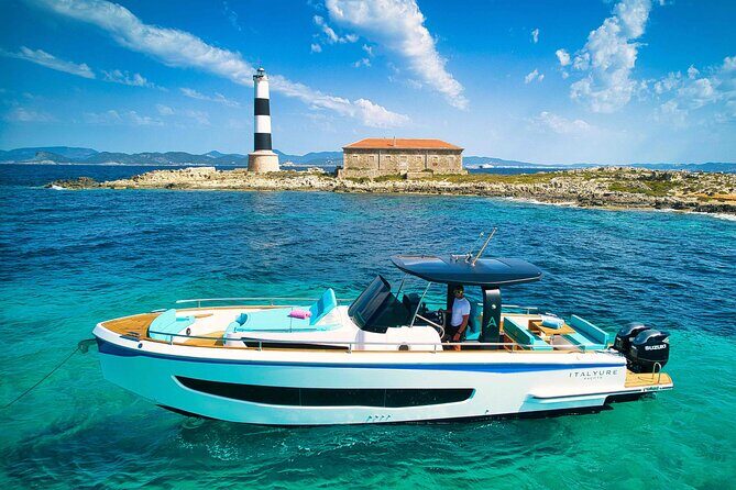 Private and Luxury boat day tour around Ibiza and Formentera - FAQ