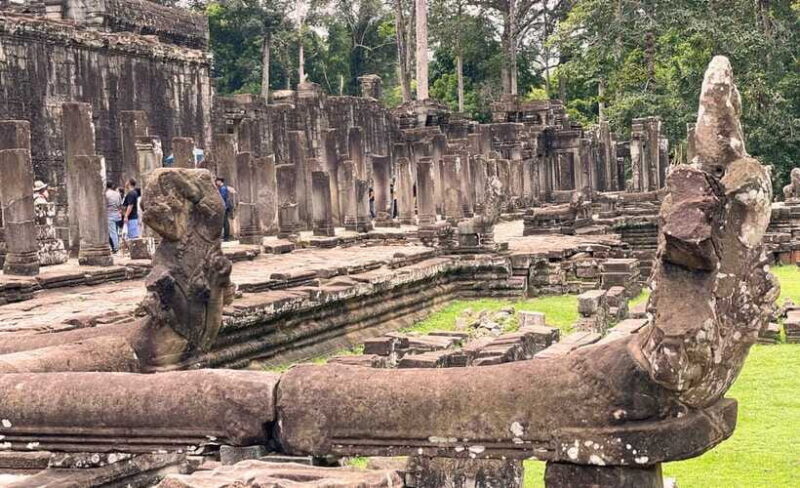 Private Angkor Wat Small Tour By English Speaking-Guide - FAQs