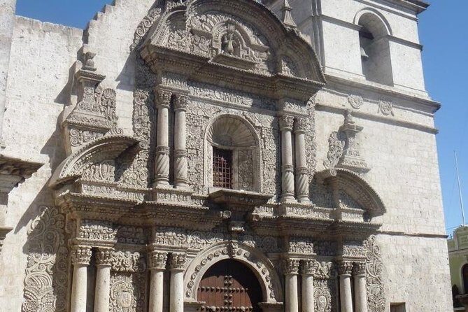 Private Arequipa City Tour: Juanita Museum, Santa Catalina and Colonial Suburbs - How the Experience Comes Together