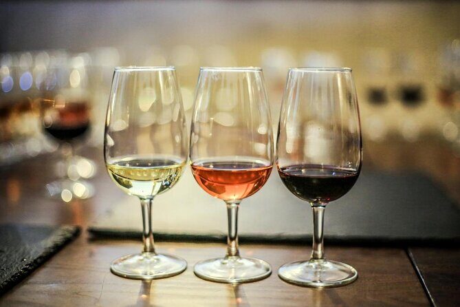 Private Arrábida & Setúbal Wine Tour: All-Inclusive from Lisbon - Starting with a Personal Touch: Pickup and Heading Out