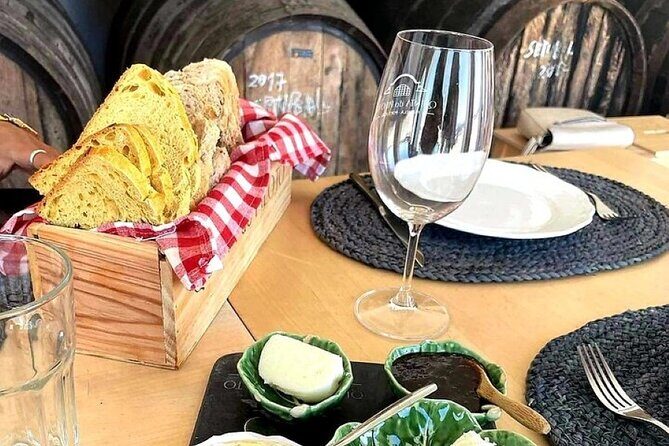 Private Arrábida & Setúbal Wine Tour: All-Inclusive from Lisbon - The Vibrant Mercado do Livramento