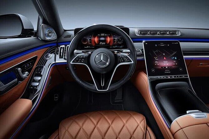 Private Arrival Pudong Airport PVG to Shanghai City by Luxury Car - Key Points