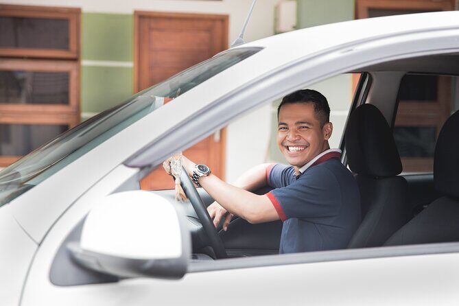 Private Arrival Transfer: Bali Airport to Kuta, Legian, Seminyak and Nusa Dua - The Meet & Greet Experience