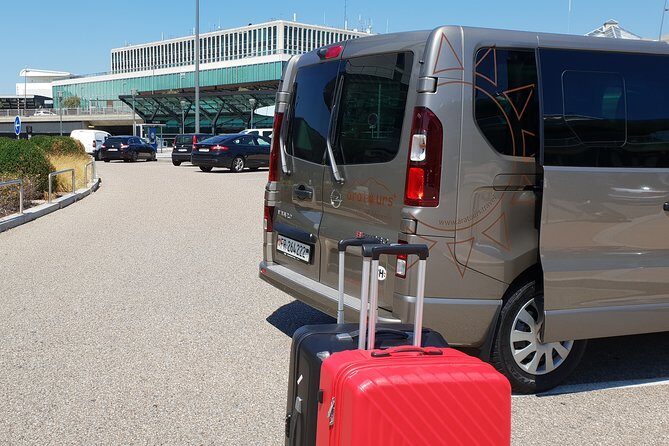 Private Arrival Transfer: from Geneva Airport to Gstaad Saanen - The Route and the Scenic Value