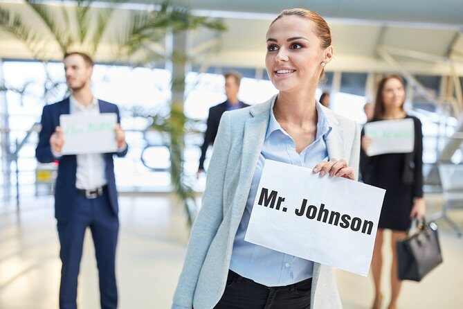 Private Arrival Transfer From Santorini Port To All Destinations - What to Expect: From Arrival to Departure