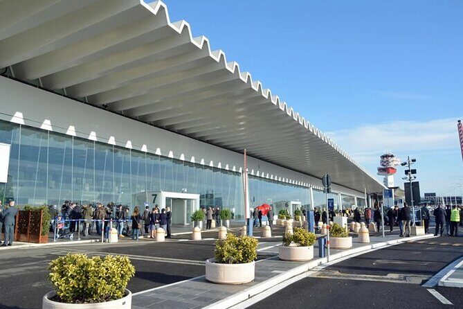 Private Arrival Transfer: Rome Fiumicino Airport to Hotel - Quick Overview of the Private Arrival Transfer in Rome