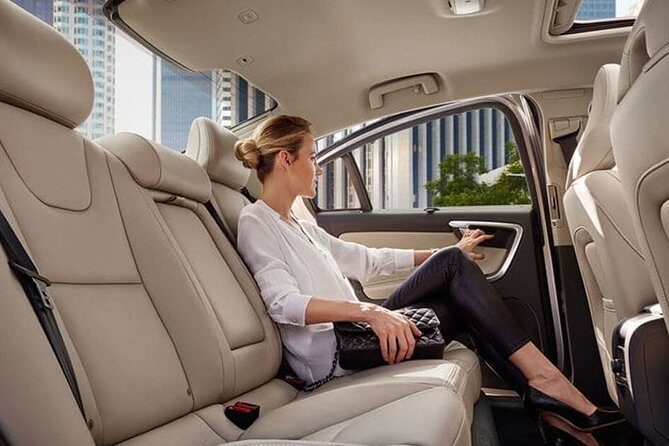 Private Arrival Transfer - YYZ Airport to Toronto Downton Hotel & Accommodations - FAQ