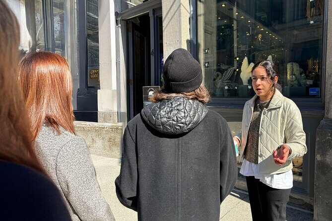 Private Art Gallery Tour in Old Montreal - In The Sum Up