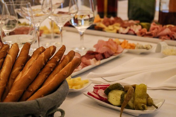 Private Artisanal Charcuterie "Marende" Cooking Class with a Chef - Key Points