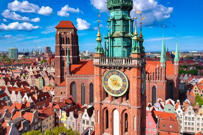 Private Artus Court and Gdansk Old Town Tour with Tickets - Engaging Overview