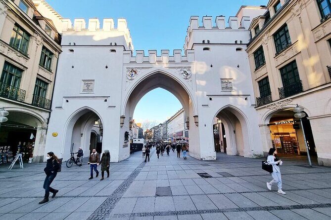 Private audio book city rally in Munich city centre - Key Points