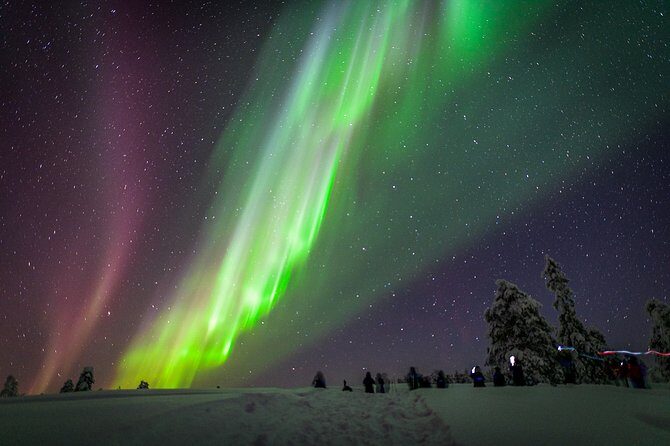 Private Aurora Tour (5 or more) by Aurora Experts - Rovaniemi - An Engaging Night Under the Northern Lights in Rovaniemi
