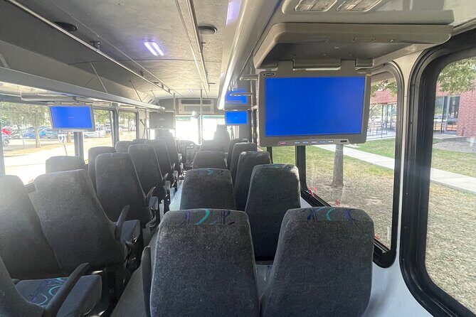 Private Austin Bergstrom Airport Transfer Charter Bus to Austin - Why Choose a Private Charter Bus for Airport Transfers?