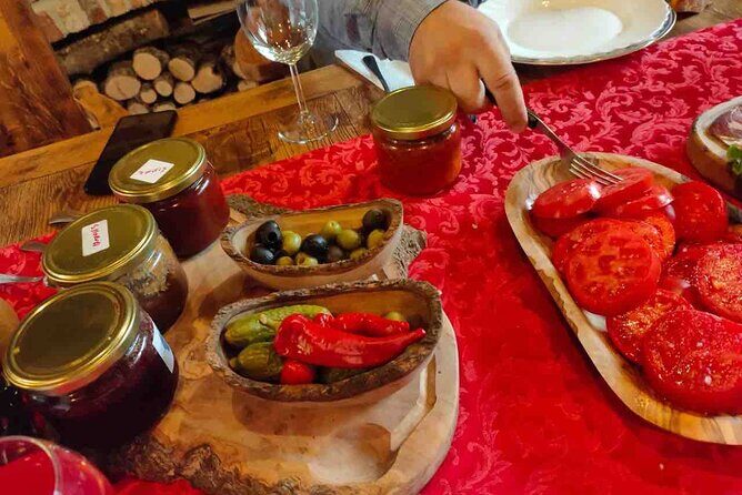 Private Authentic Family Home Local Lunch from Farm From Split - Who Would Love This Tour?