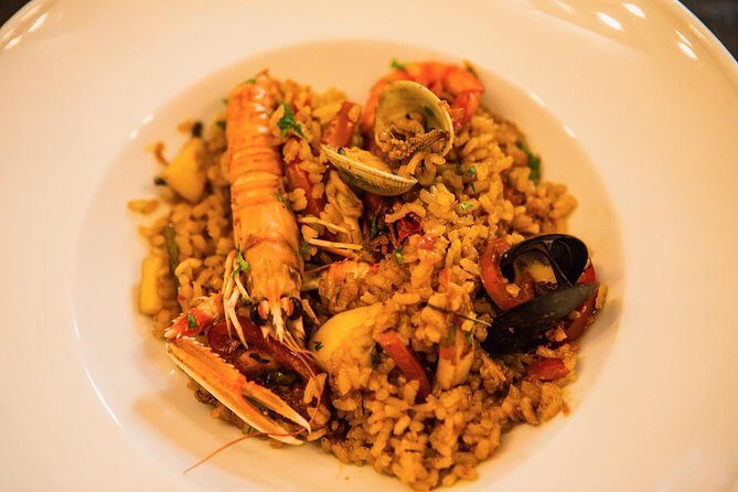Private Authentic Paella Cooking Class in Barcelona with Josh - Key Points