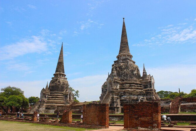 Private Ayutthaya Day Tour from Bangkok - Authentic Experiences and Authenticity