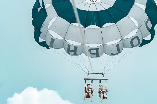 Private Bali Romantic Couple Tour with Parasailing Adventure - A Closer Look at the Itinerary