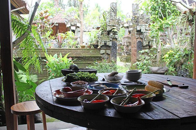 PRIVATE Balinese Cooking Class in Ubud with Dewa with Transfers - Learning to Cook Balinese Dishes