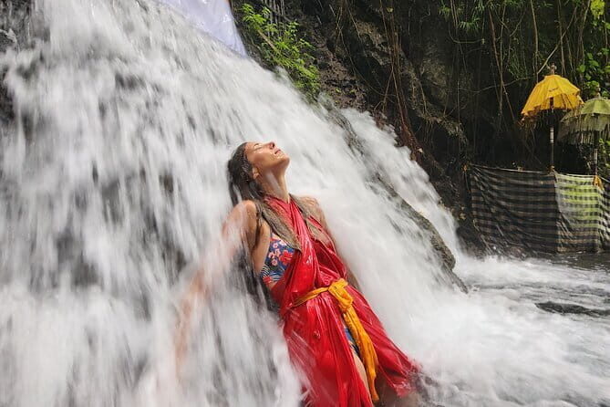 Private Balinese Purification in Holy Water at Temple with Local - An Authentic Balinese Spiritual Experience: Private Holy Water Purification Near Ubud