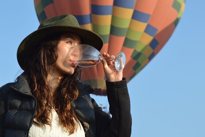 Private Balloon Flight in Teotihuacan with Breakfast in Cavern - Key Points