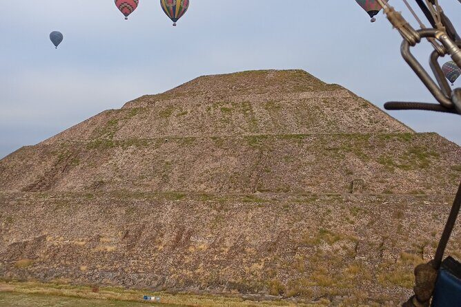 Private Balloon Over The Pyramids for Couples - Why This Tour Offers Great Value