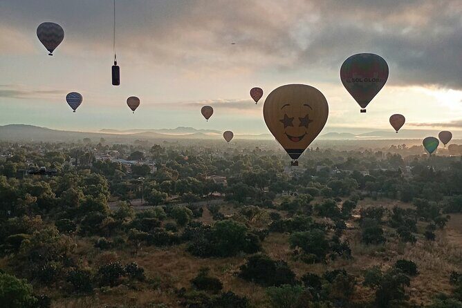 Private Balloon Over The Pyramids for Couples - FAQ
