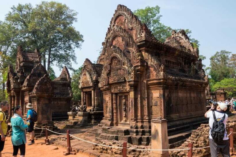 Private Banteay Srei and Grand Tour Leading by expert guide - Cost and Value